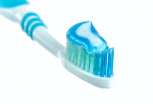 Jak działa fluor w paście do zębów?